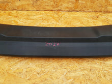 Laden Sie das Bild in den Galerie-Viewer, VOLVO V40 II 12- DIFFUSOR UNTERE BLENDE HECKSPOLIER STOßSTANGE HINTEN 31283760