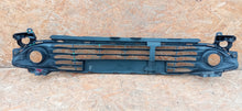 Załaduj zdjęcie do przeglądarki galerii, RENAULT CLIO IV 4 12- ATRAPA KRATKA ŚRODKOWA GRILL 622542958R