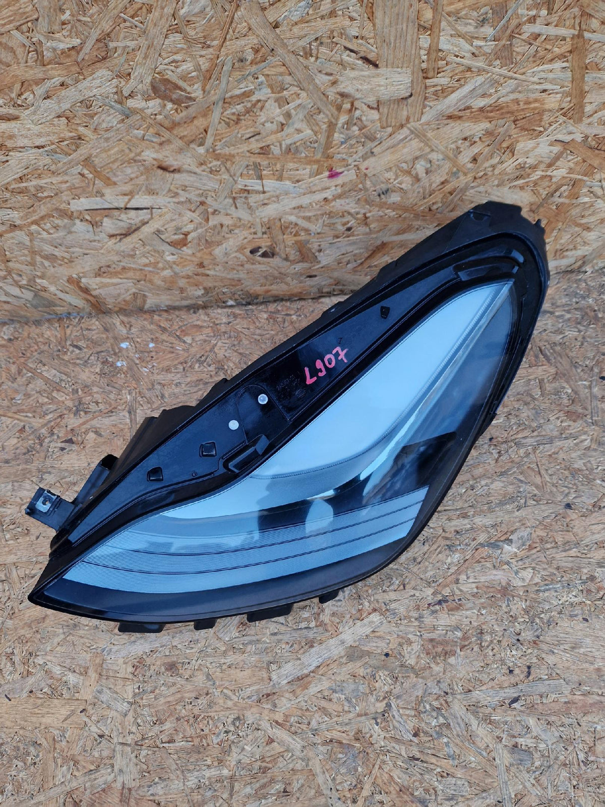 Tesla Model 3 Y Lift 20- Front Left Light Full LED EU 1514952-00-C — photo 5 of 15