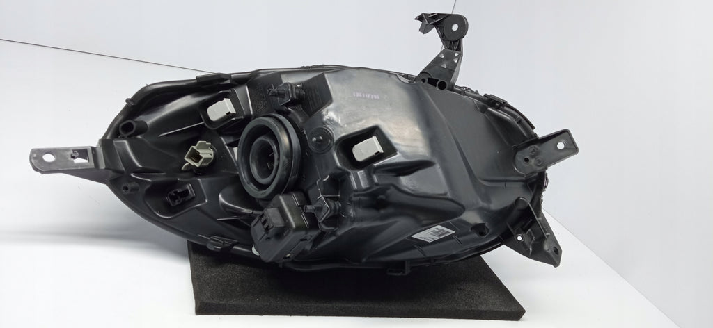 NISSAN MICRA K12 LIFT 07- LAMPA PRAWA PRZÓD PRZEDNIA ZWYKŁA H4 26010BG10B