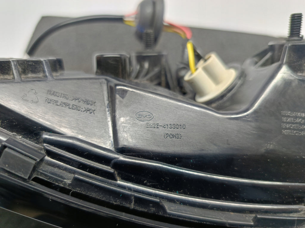 BYD DOLPHIN EV 23- LAMPA LEWY TYŁ LEWA TYLNA LED EU EM2E-4133010A