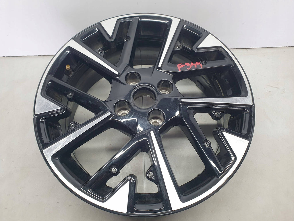 Opel Corsa F FELGA ALUMINIOWA 17 CALI 7''x17'' ET32 4x108 OE 9833892680