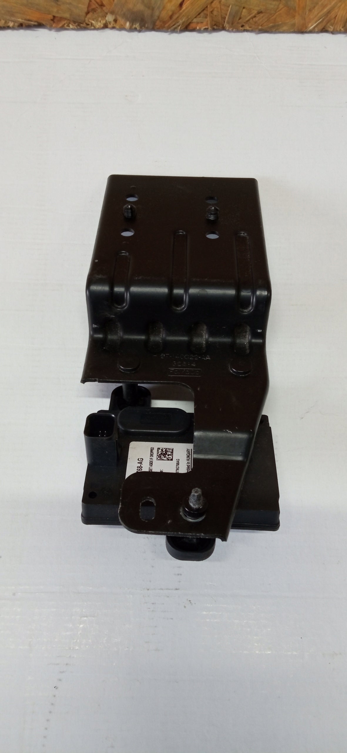 Radarsensor Distronic Ford Mustang 17- H1BT-9G768-Ag — Foto 4 von 9