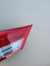 Załaduj zdjęcie do przeglądarki galerii, HYUNDAI IX20 LAMPA LEWA TYŁ TYLNA EU 92403-1KO 10-