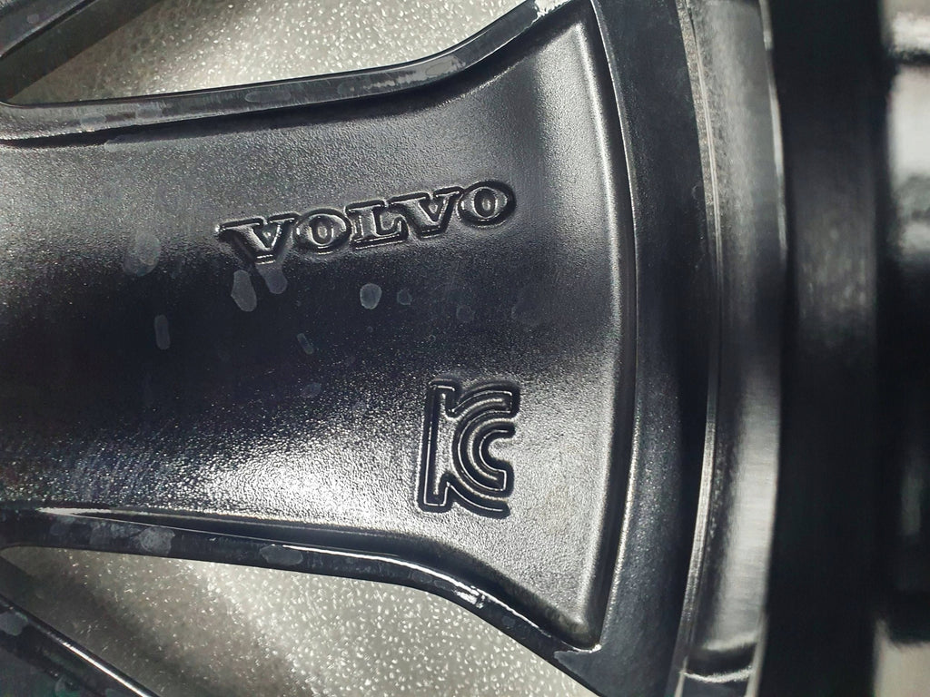 Volvo XC40 XC 40 ALUFELGE 19 ZOLL 8.5x19 ET56 5x108 32143628