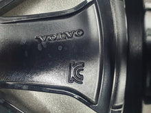 Laden Sie das Bild in den Galerie-Viewer, Volvo XC40 XC 40 ALUFELGE 19 ZOLL 8.5x19 ET56 5x108 32143628