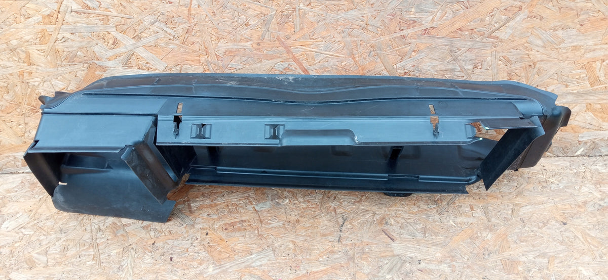 Ford Focus MK3 Lift 14- Kierownica Powietrza Wlot Panel F1EB-8314-Ab — zdjęcie 4 z 11