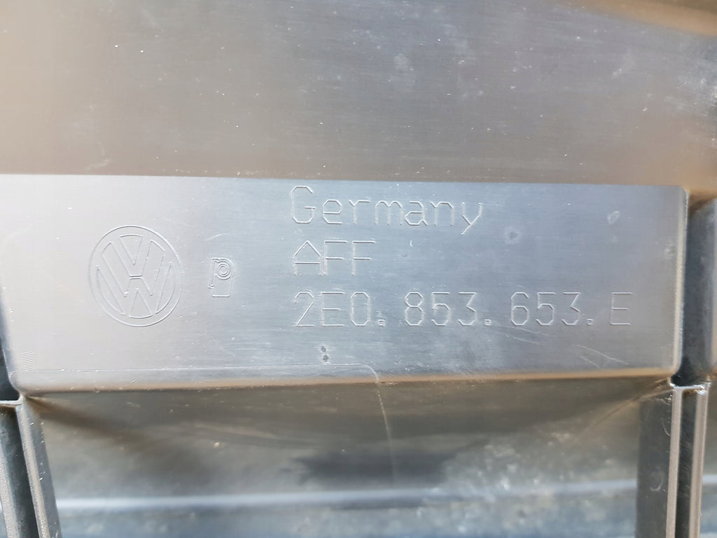 VOLKSWAGEN CRAFTER LIFT 11- KÜHLERGRILL STOSSSTANGE VORNE 2E0853653E