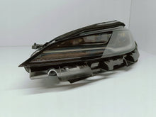 Laden Sie das Bild in den Galerie-Viewer, TESLA MODEL 3 LIFT HIGHLAND 23- SCHEINWERFER LINKS VOLL LED EU 1760888-00-E