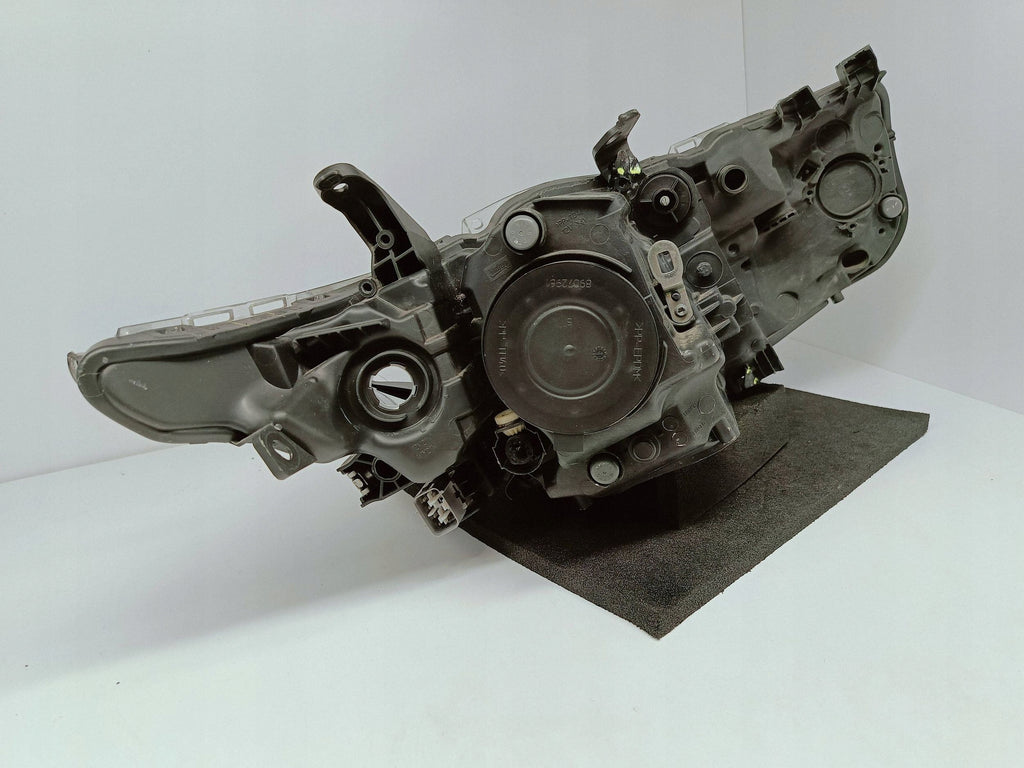 Toyota Auris II E18 LIFT 15- SCHEINWERFER LINKS LINSE+LED EU 81150-02K30