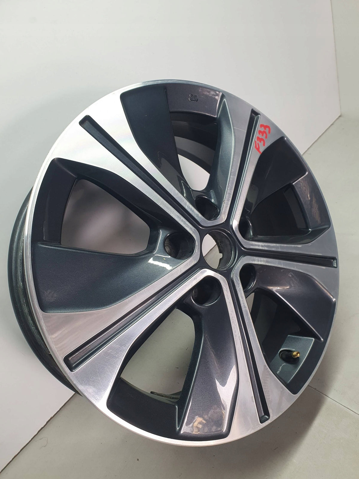 Nissan Leaf II ZE1 Wheel Alloy 17 Inch 17''x6.5'' ET45 5x114.3 5SH3E — photo 5 of 16