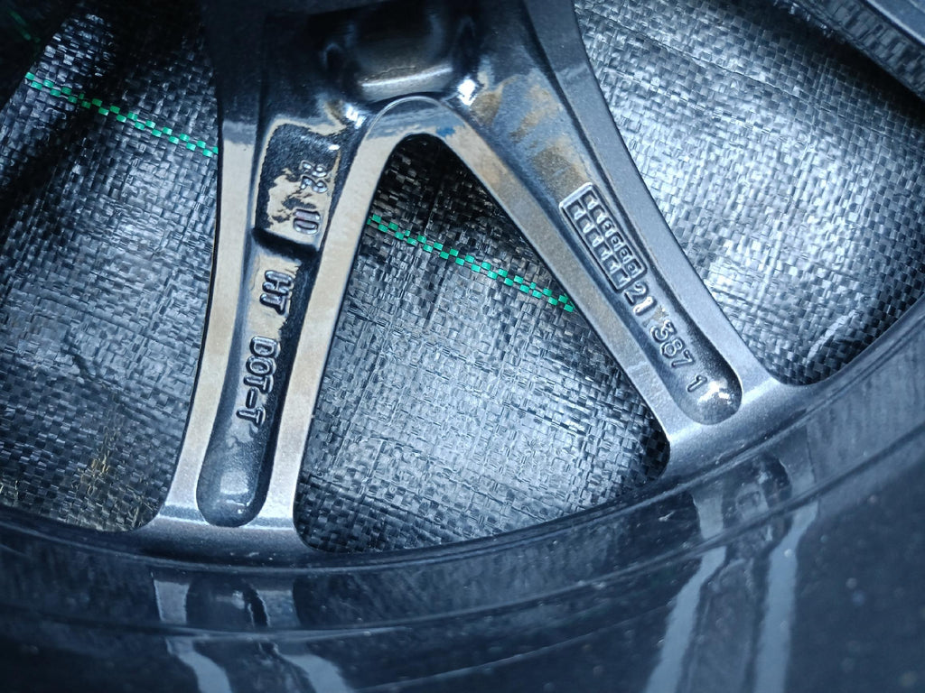 FELGA ALUMINIOWA TESLA MODEL 3 18''x8.5'' 5x114,3 ET40 1044221-00-C