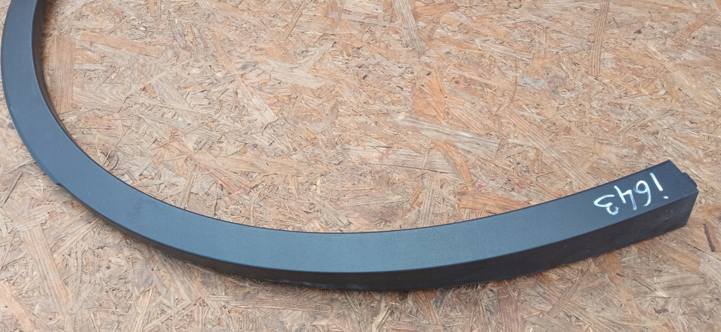 TESLA MODEL Y 20- KOTFLÜGELVERKLEIDUNG LINKS HINTEN 1494163-00-B