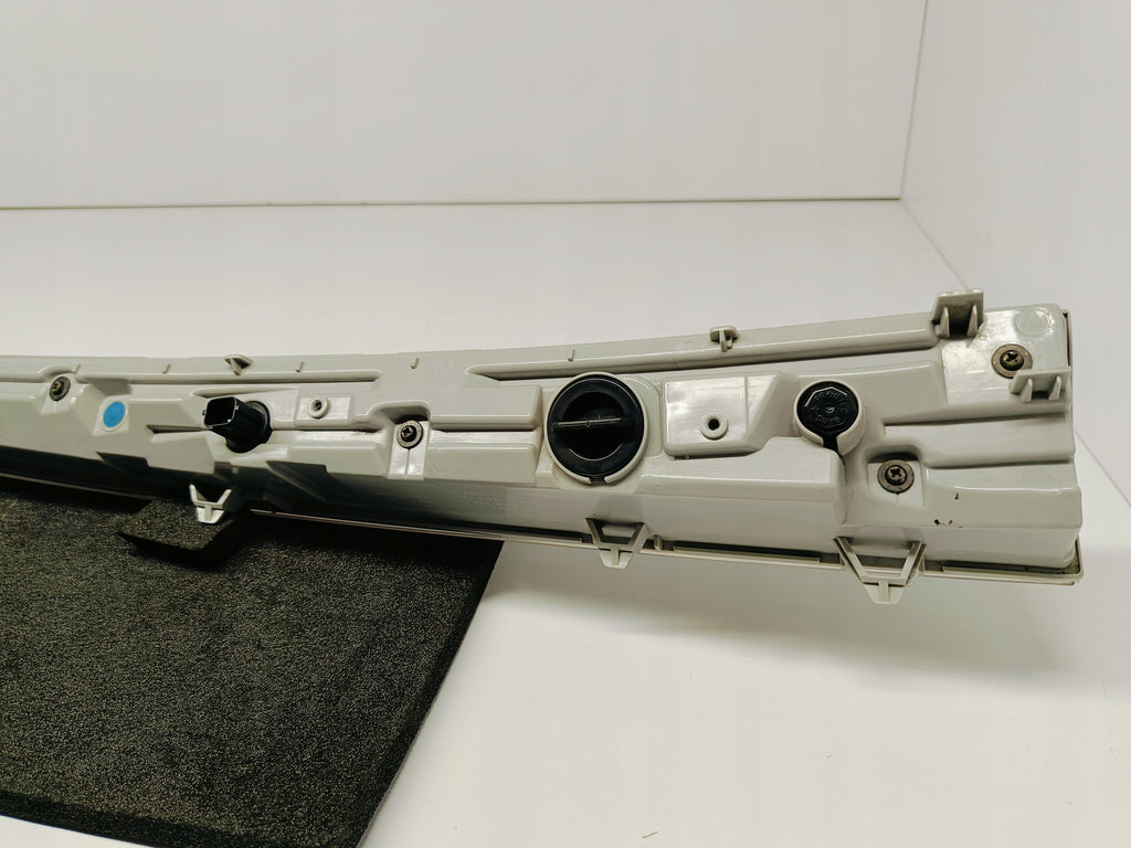 HYUNDAI IONIQ 5 V 21- LEUCHTBAND LEISTE BLENDE TAGFAHRLICHT LINKS VORNE 92108-GI