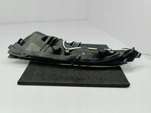 Laden Sie das Bild in den Galerie-Viewer, LEXUS IS III 250 300H 350 13- TFL RECHTS SCHEINWERFER RECHTS LED KOITO 53-92