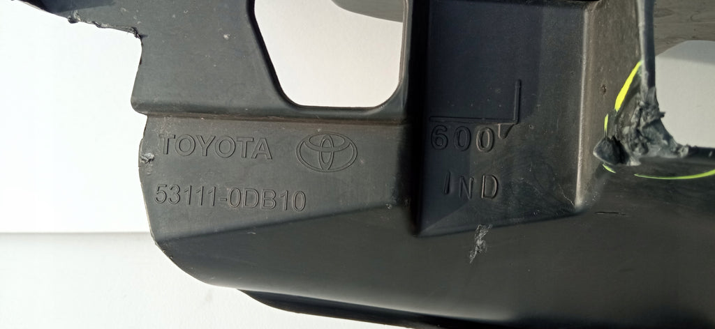 TOYOTA YARIS III FL 17- OBERE SCHUTZKAPPE VERSTÄRKUNG RAHMEN KÜHLERGRILL 53111-0DB10