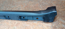 Laden Sie das Bild in den Galerie-Viewer, TOYOTA AVENSIS T29 15- PRÓG NAKŁADKA PROGU LISTWA PROGOWA PRAWA 75851-05050