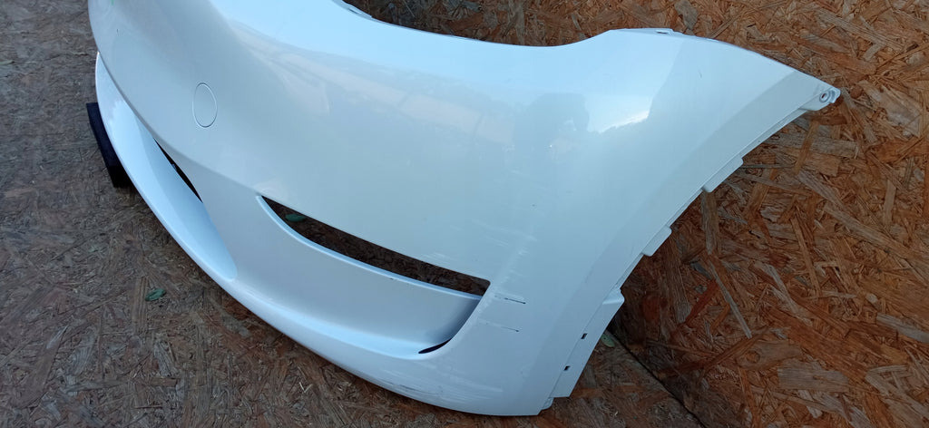 TESLA MODEL Y ZDERZAK PRZÓD PRZEDNI 1540100-06C