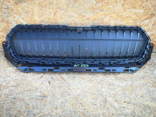 Laden Sie das Bild in den Galerie-Viewer, SKODA ENYAQ 21-MITTLERER GRILL STOSSFÄNGER VORNE KAMERA 5LA853653
