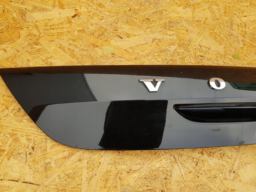 VOLVO V40 XC40 12- BLENDA LISTWA KLAPY BAGAŻNIKA TYŁ 31301301