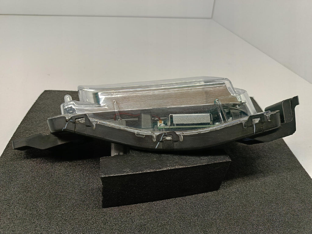 SUZUKI VITARA 15- HALOGEN DRL LEWY LAMPA LEWA ŚWIATŁO STANLEY LED W1378