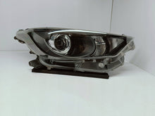 Załaduj zdjęcie do przeglądarki galerii, TOYOTA YARIS IV 4 P21 19-LAMPA REFLEKTOR PRAWY PRZÓD SOCZEWKA KOITO K0-6 EU