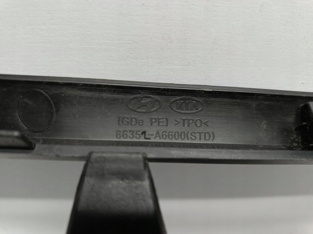 HYUNDAI I30 II LIFT 14- RAMKA ATRAPA GRILLA ZDERZAKA PRZÓD 86351-A6600