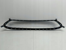 Laden Sie das Bild in den Galerie-Viewer, KIA E NIRO EV 19- KRATKA RAMKA ATRAPA GRILL ZDERZAKA PRZÓD 86562-Q4000