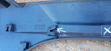 Laden Sie das Bild in den Galerie-Viewer, Seat Arona 17- SCHWELLER SCHWELLENVERKLEIDUNG VERKLEIDUNG RECHTE SEITE 6F9853852