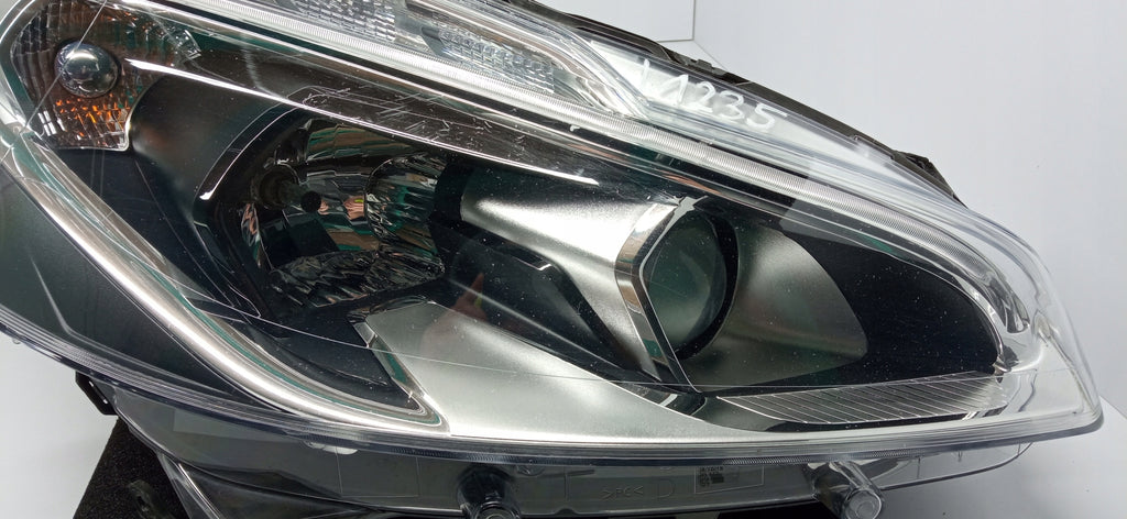 PEUGEOT 208 I LIFT 15- SCHEINWERFER RECHTS VORNE LINSE+LED 9810805880
