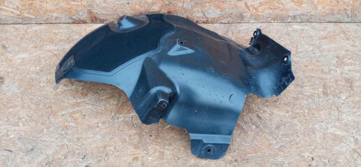 Tesla MY Model Y 20- Front Right Wheel Arch Liner Part Front 1492614-00-B — photo 2 of 6
