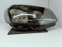Laden Sie das Bild in den Galerie-Viewer, VW Transporter T6 Caravelle 15- SCHEINWERFER RECHTS NORMAL H4 EU 7E1941016AD