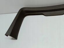 Załaduj zdjęcie do przeglądarki galerii, Tesla Model Y MY 20- TAPICERKA GÓRNA OSŁONA KLAPY BAGAŻNIKA TYŁ 1622262