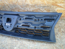 Laden Sie das Bild in den Galerie-Viewer, DACIA DUSTER LIFT 13- KÜHLERGRILL STOSSFÄNGER VORNE 623100838R