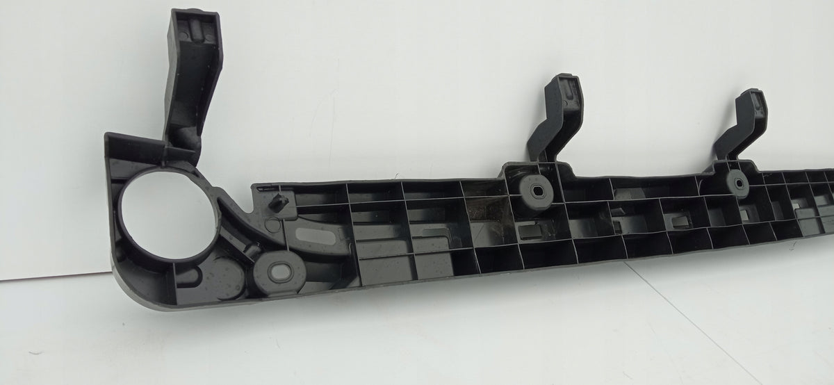 Renault Captur I 17- Guide Bracket Center Rear Bumper P2-RCT2W-2 — photo 7 of 9