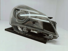 Laden Sie das Bild in den Galerie-Viewer, TOYOTA YARIS III FACELIFT 14- SCHEINWERFER RECHTS VORNE KOITO OD-160