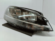 Załaduj zdjęcie do przeglądarki galerii, VOLKSWAGEN GOLF VII LIFT 17- LAMPA REFLEKTOR PRAWY PRZÓD H7+LED 5G1941006D
