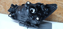 Load image into Gallery viewer, MAZDA 2 II DJ 14- LAMPA PRAWA PRZÓD PRZEDNIA PRAWA ZWYKŁA DB5J-51030