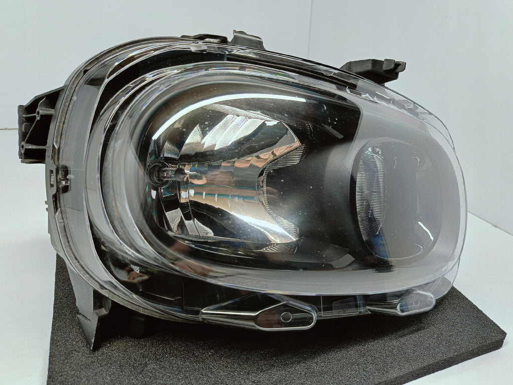 CITROEN C3 III 16- LAMPA PRAWA PRZÓD PRZEDNIA ZWYKŁA 9820059280