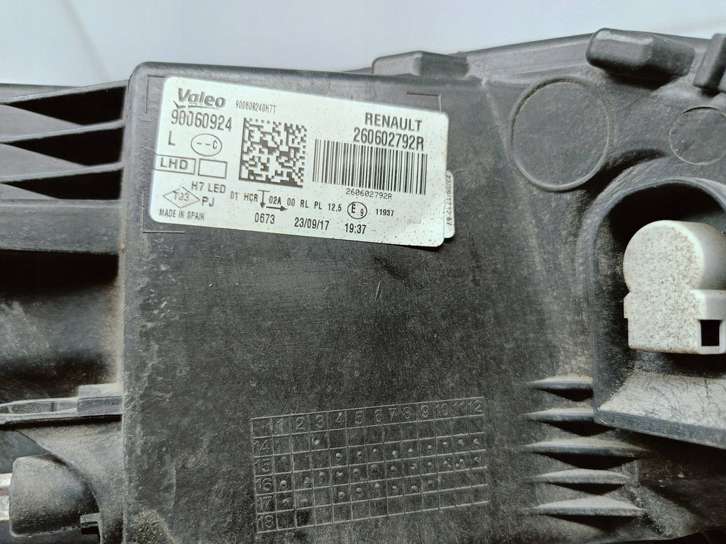 Renault Megane IV 16- LAMPA LEWA PRZÓD PRZEDNIA ZWYKŁA H7+LED 260602792R