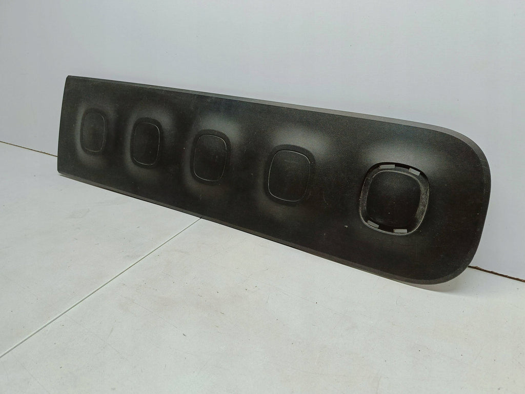 Citroen C3 III Aircross 17- LISTWA NAKŁADKA DRZWI PRAWA PRZÓD 9813090877
