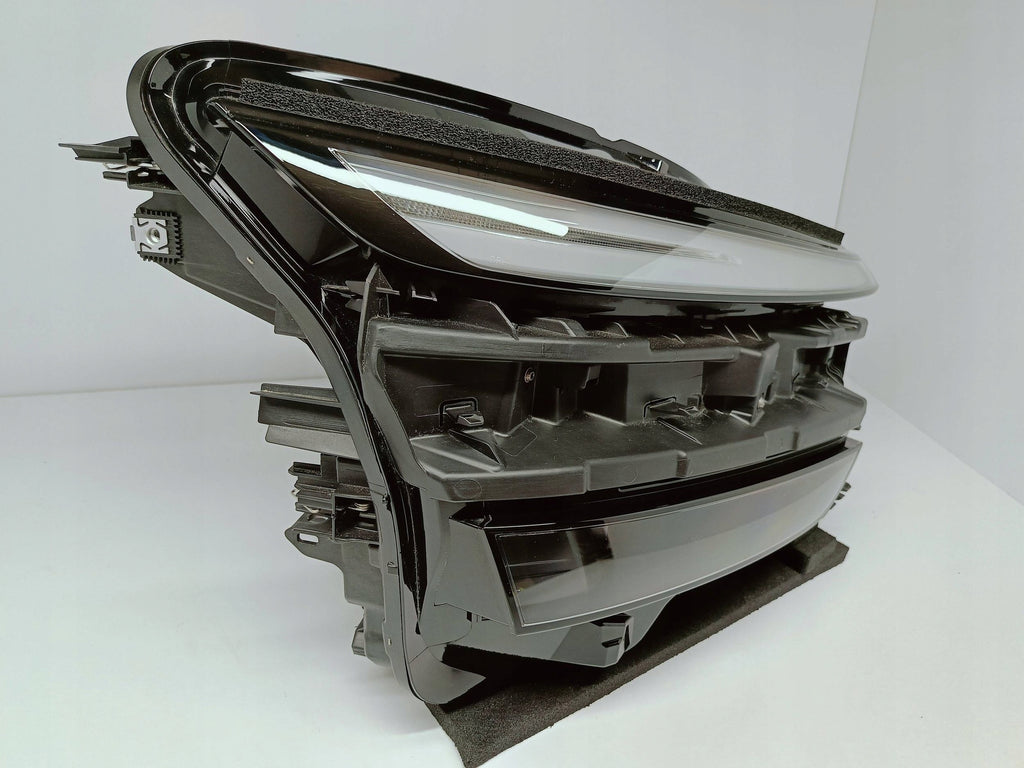 Tesla Model Y LIFT Juniper 25- LAMPA PRAWA PRZÓD FULL LED EU 1918351-00-D