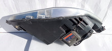 Laden Sie das Bild in den Galerie-Viewer, TESLA MODEL S 12- SCHEINWERFER LINKS XENON EU 6005910-00-C