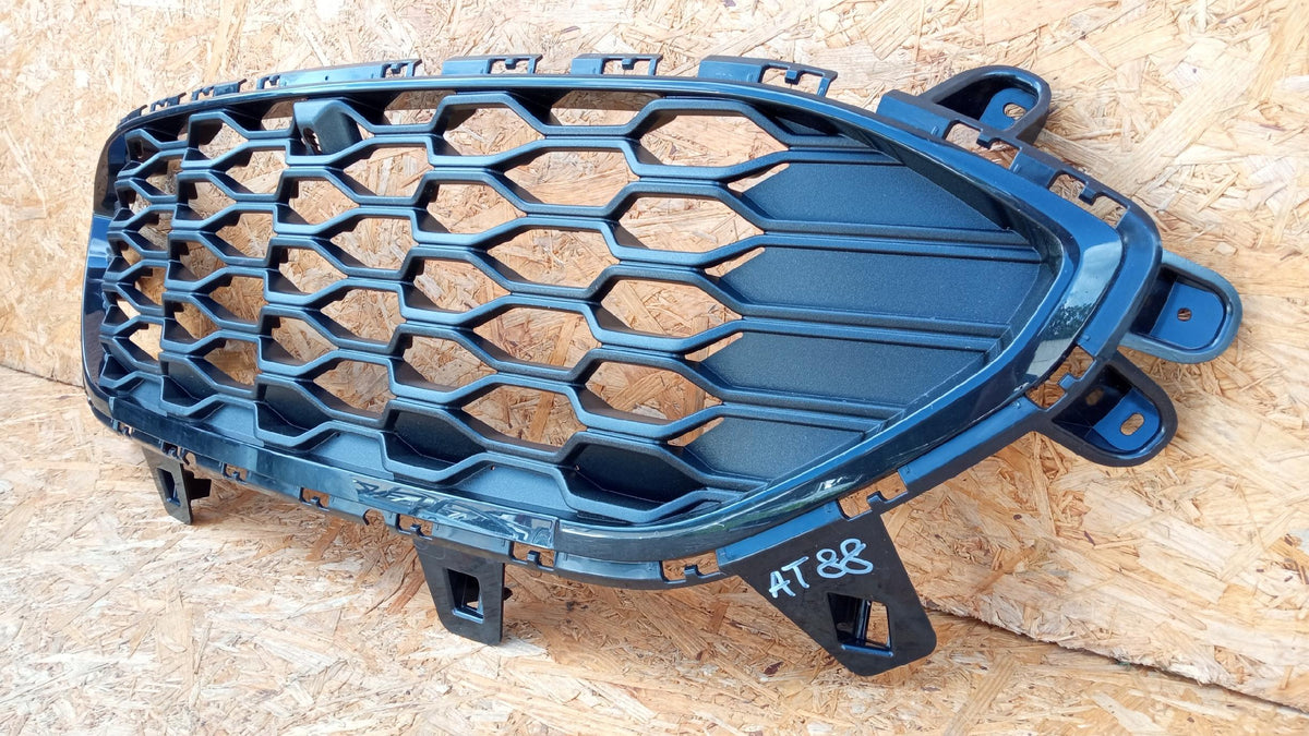 Ford Kuga MK3 ST-Line Kühlergrill Grill Gitter Mittlere — Foto 2 von 9