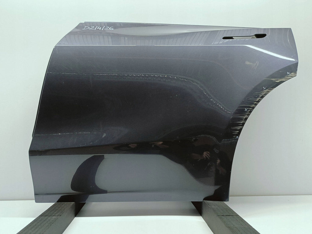 TESLA MODEL Y TÜREN LINKS HINTEN 1493561-E0-A 149859900