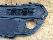 Load image into Gallery viewer, PEUGEOT 107 LIFT 12- ATRAPA KRATKA GRILL ZDERZAKA PRZÓD 53111-0H050