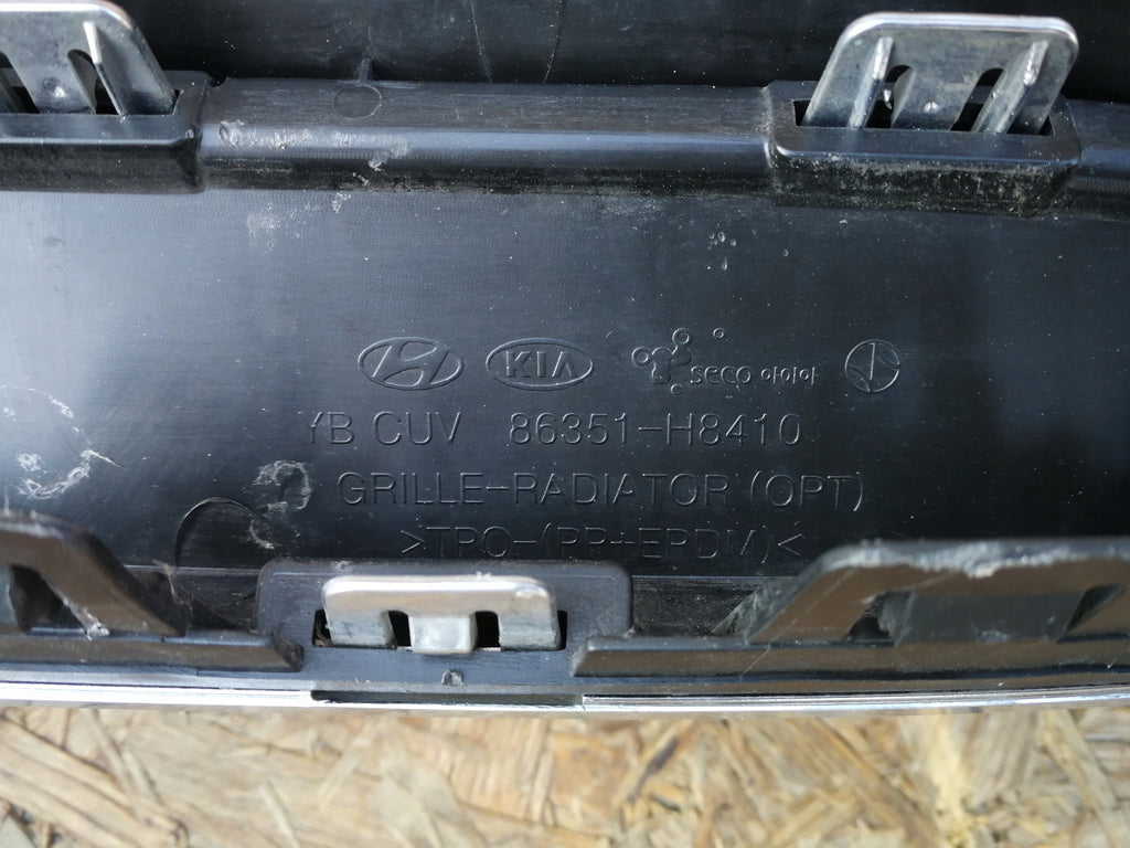 KIA STONIC YB 17- KÜHLERGRILL STOSSSTANGE VORNE 86351-H8410
