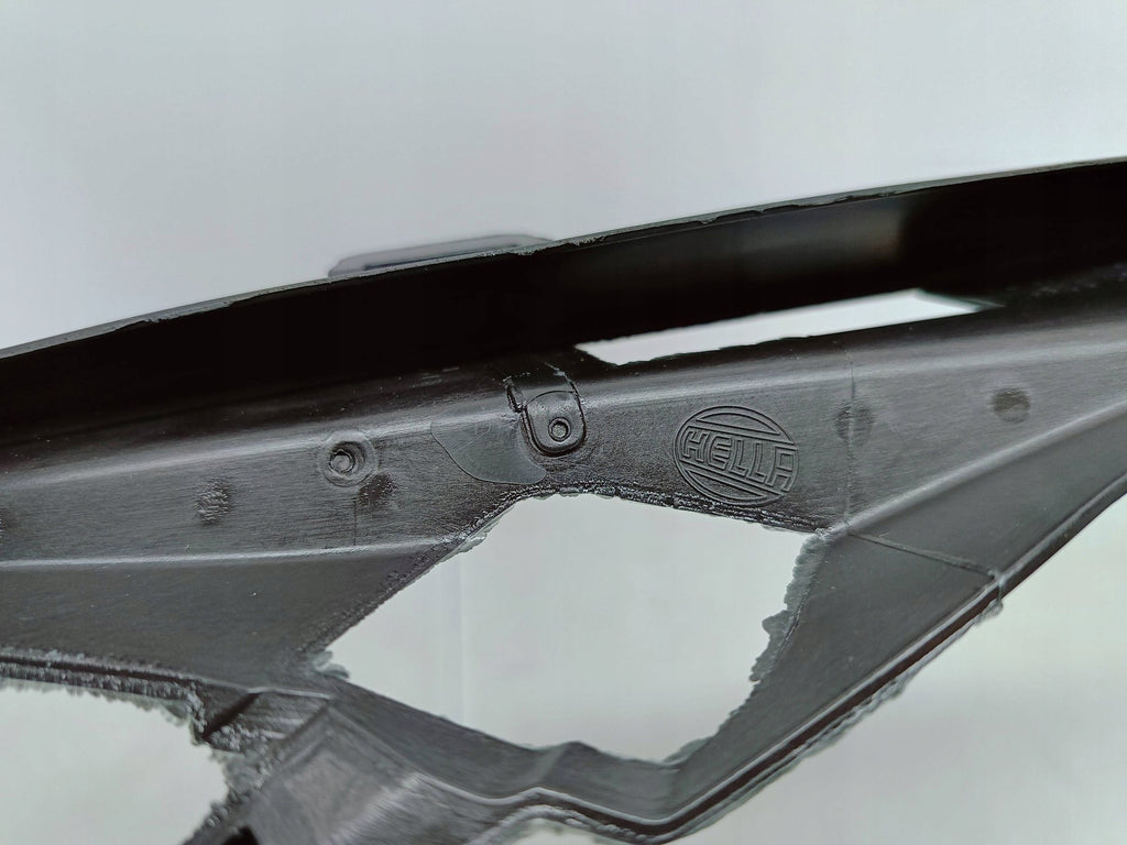 Mercedes-Benz E W212 09- USZCZELKA KLOSZA LAMPY LEWA PRZÓD A2128260591