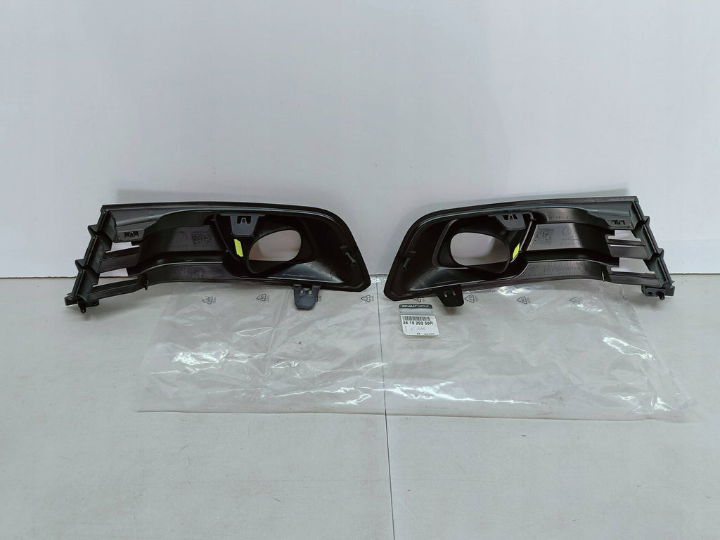Renault Captur I LIFT 17- KOMPLETTER SATZ NEBELSCHEINWERFERGITTER OHNE PDC OE 261529255R