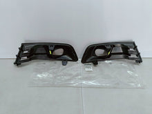 Laden Sie das Bild in den Galerie-Viewer, Renault Captur I LIFT 17- KOMPLETTER SATZ NEBELSCHEINWERFERGITTER OHNE PDC OE 261529255R